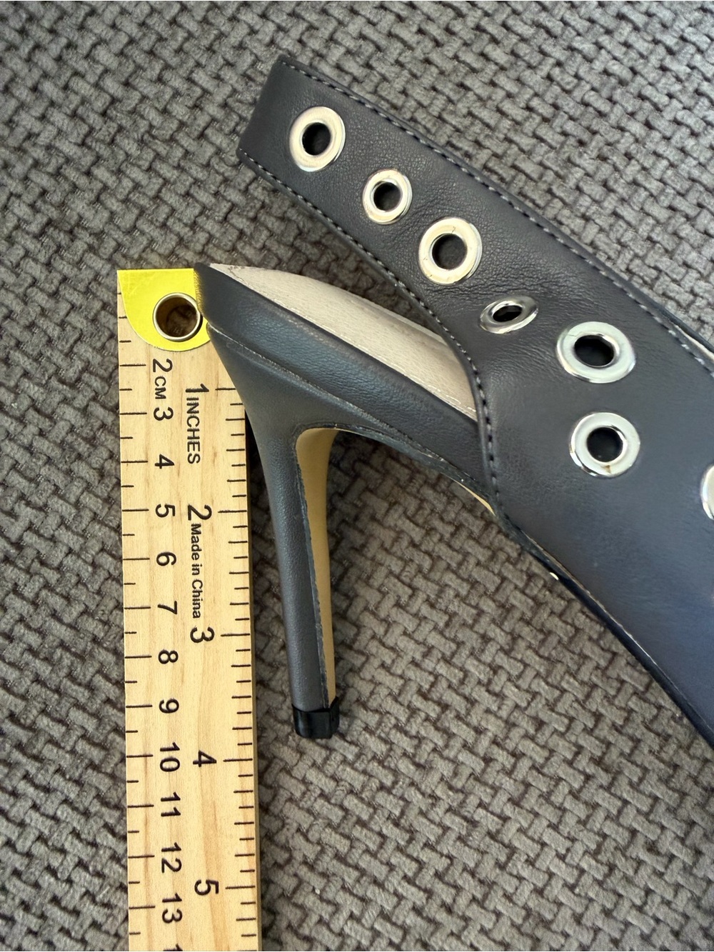 French Connection Rockout Slingback Grommet Heel Pumps Grey 6 Whimsigoth Edgy - Picture 9 of 13